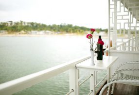 4 Days at Ha Long Bay on Appricot Cruise and Cat Ba Islands