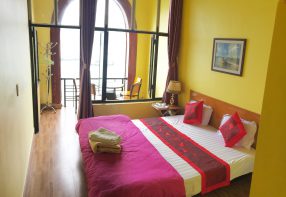 4 Days at Ha Long Bay on Appricot Cruise and Cat Ba Islands